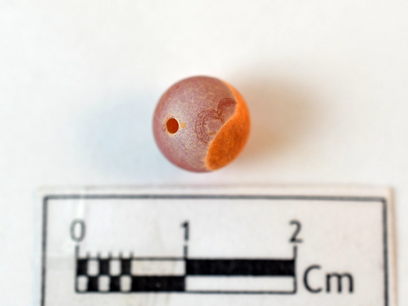 Carnelian Bead — Maritime Archaeology Museum හි ඇති කෞතුක භාණ්ඩයකි