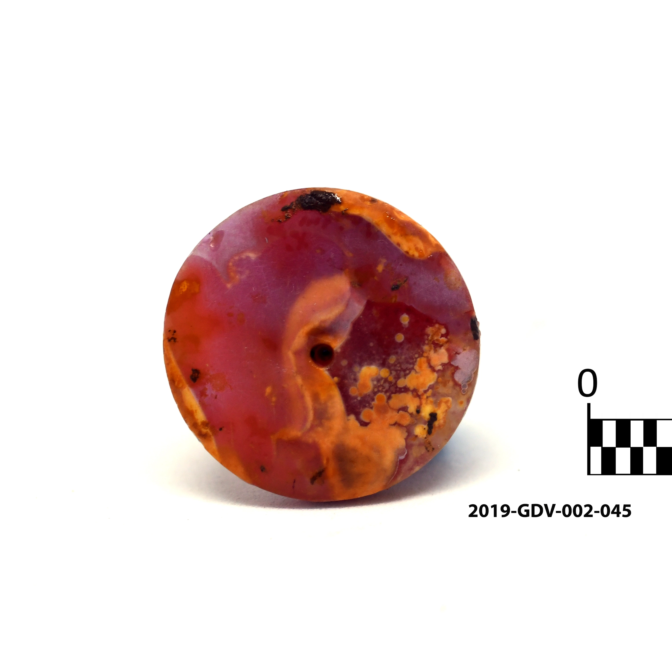 Carnelian Bead — Maritime Archaeology Museum හි ඇති කෞතුක භාණ්ඩයකි