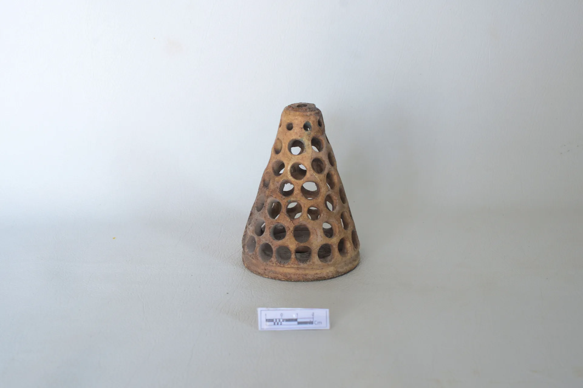 Water Filter — Maritime Archaeology Museum இல் உள்ள கலைப்பொருள்