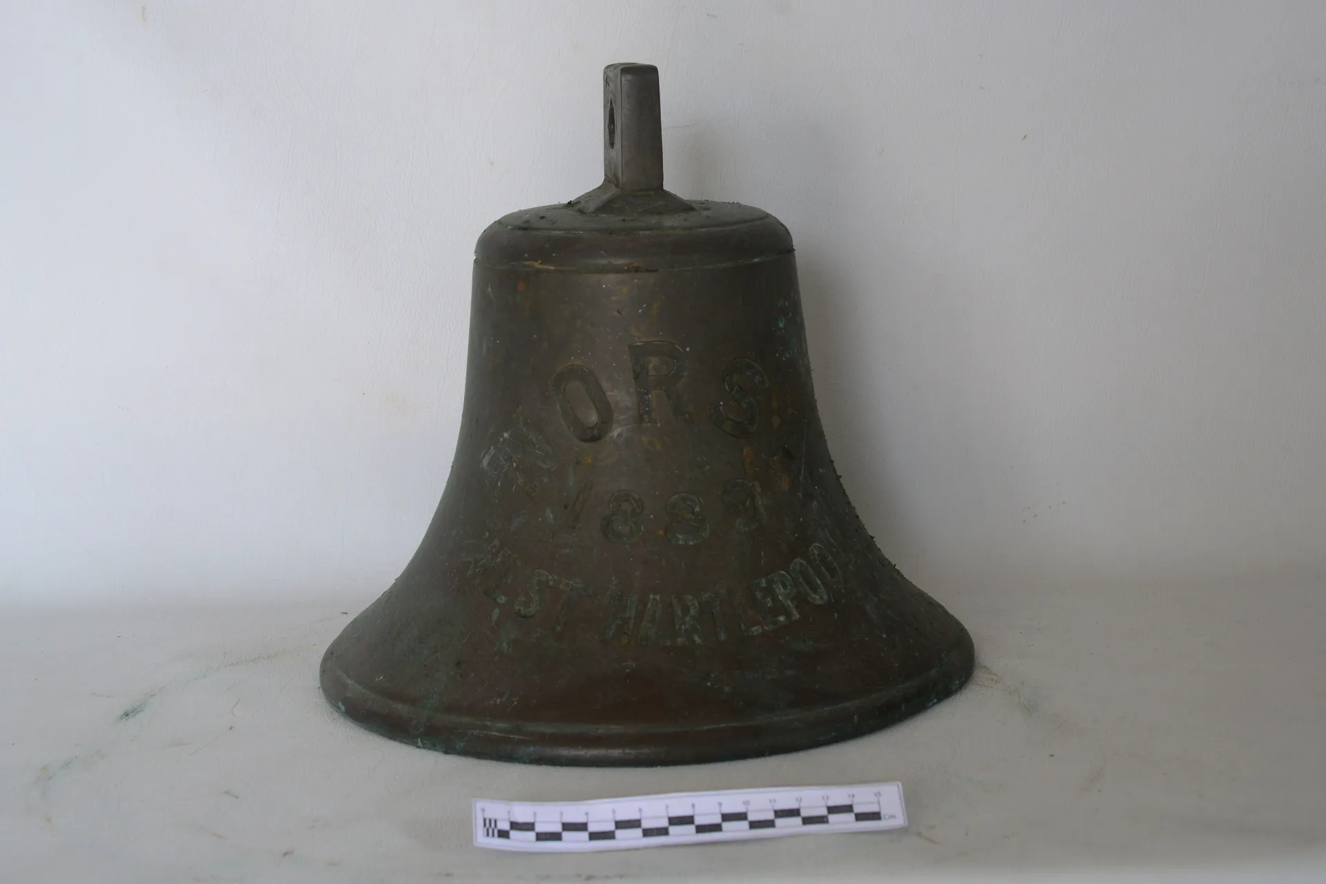 Bronze Bell — Maritime Archaeology Museum இல் உள்ள கலைப்பொருள்