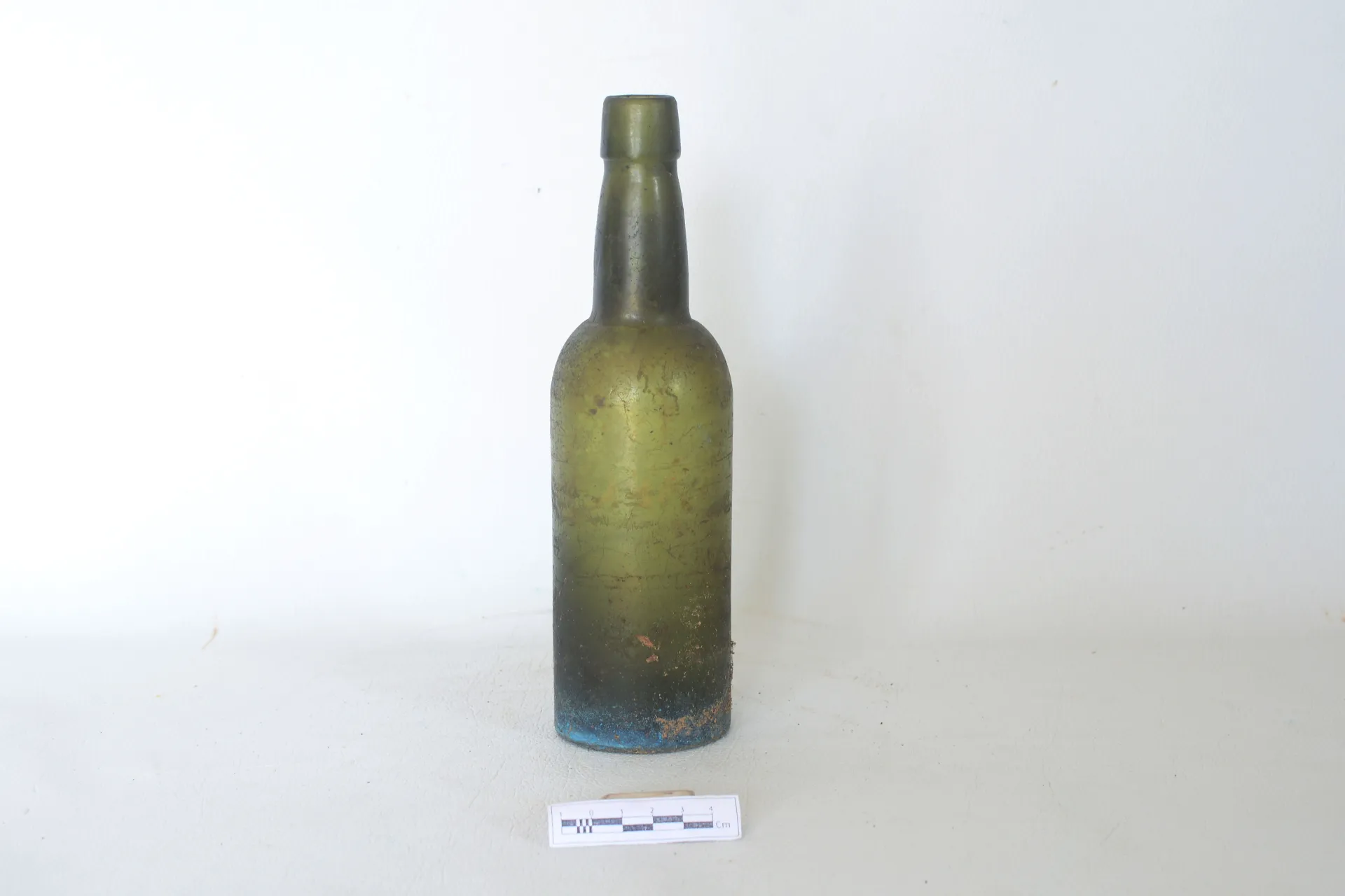 Glass Bottle-1 — Maritime Archaeology Museum இல் உள்ள கலைப்பொருள்