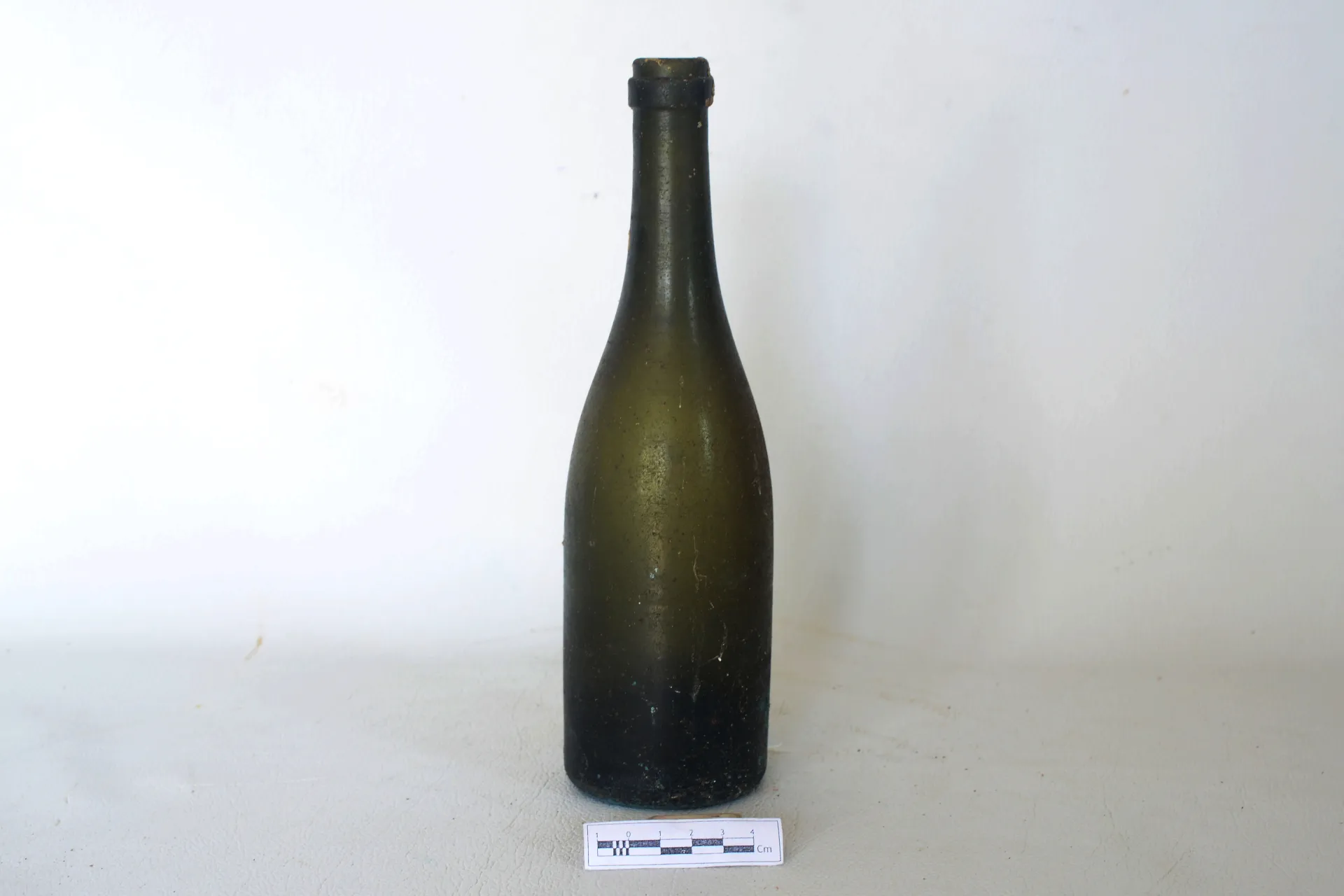 Glass Bottle-11 — Maritime Archaeology Museum හි ඇති කෞතුක භාණ්ඩයකි