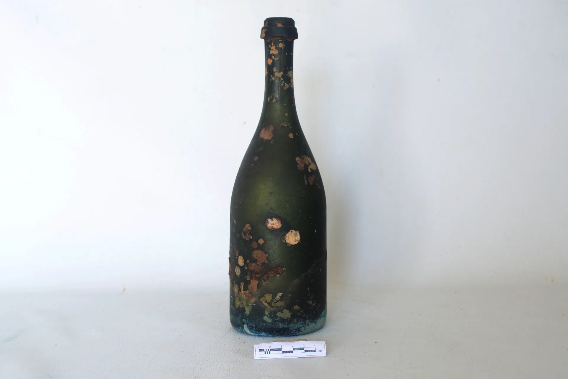 Glass Bottle-22 — artifact at Maritime Archaeology Museum